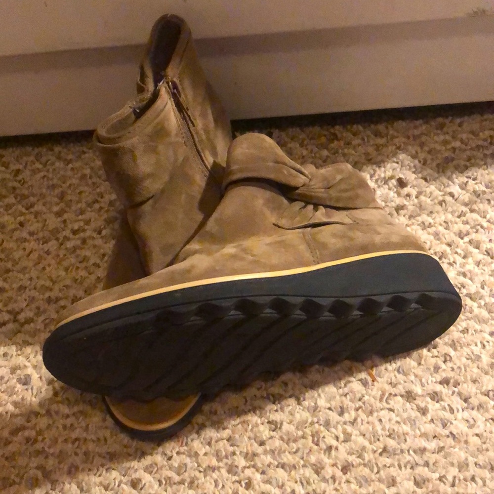 Clarks Sharon bootie